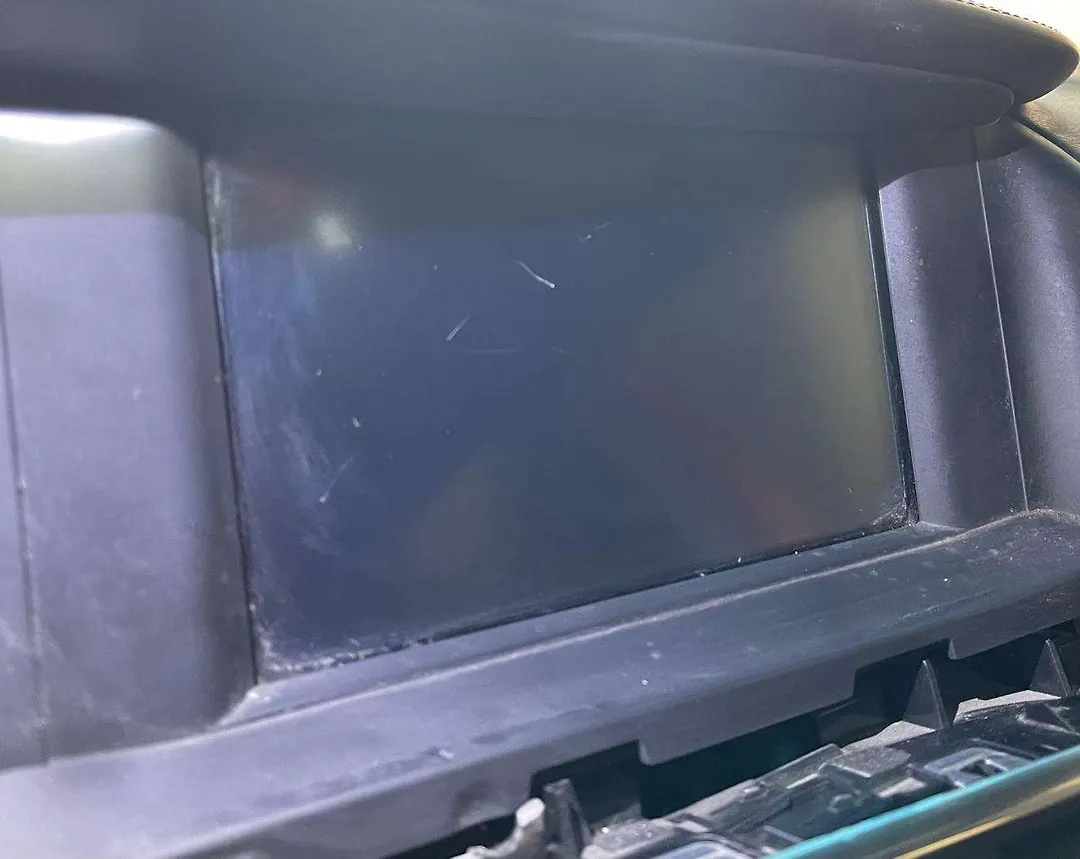 Info-gps-tv screen - 2017 Infiniti QX30 2.0t