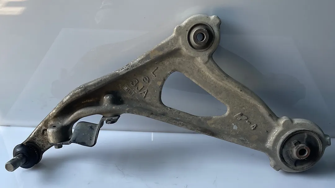 Lower arm (LH) - 2013 Nissan Pathfinder