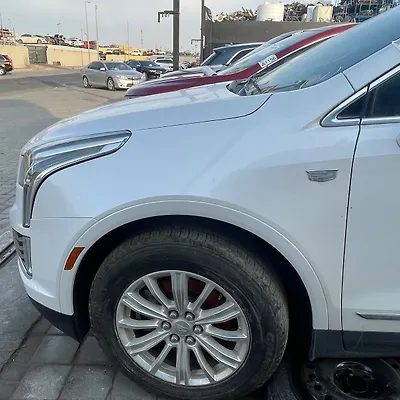 Fender (LHF) - 2017 Cadillac XT5
