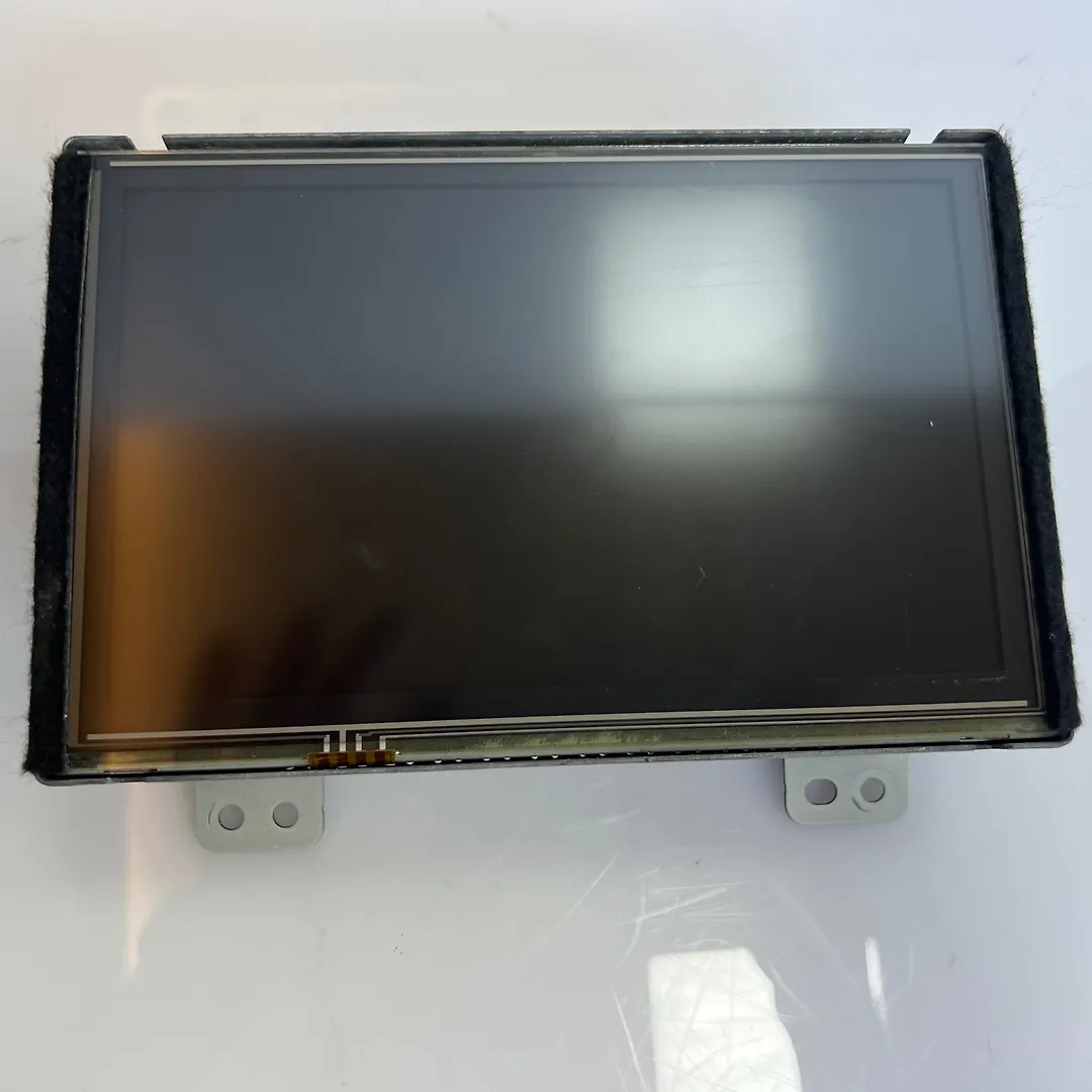 Info-gps-tv screen - 2012 Infiniti QX56