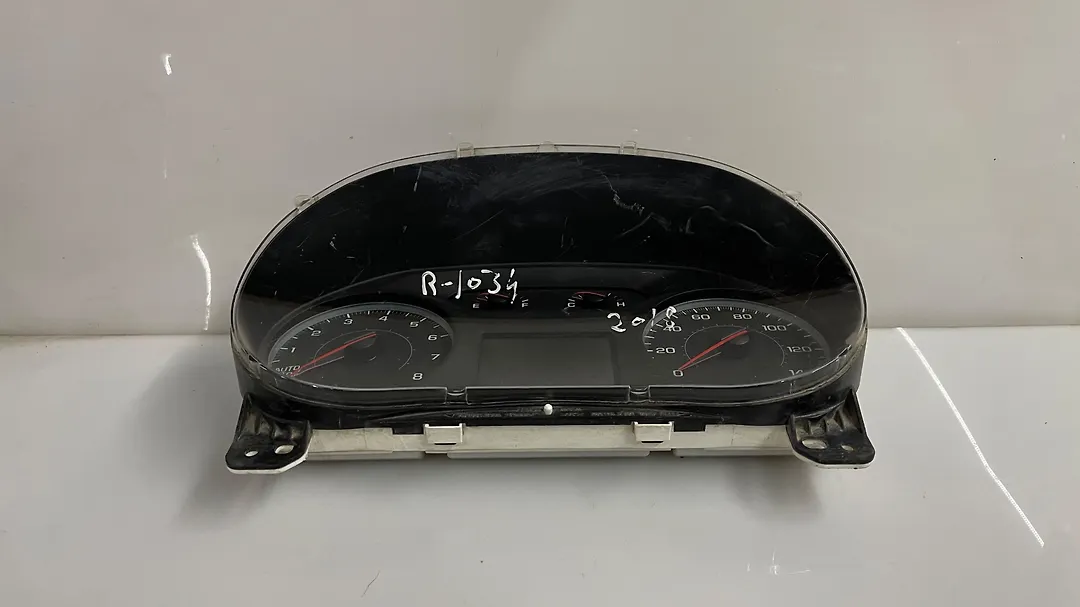 Speedometer - 2018 Chevrolet Malibu LT 