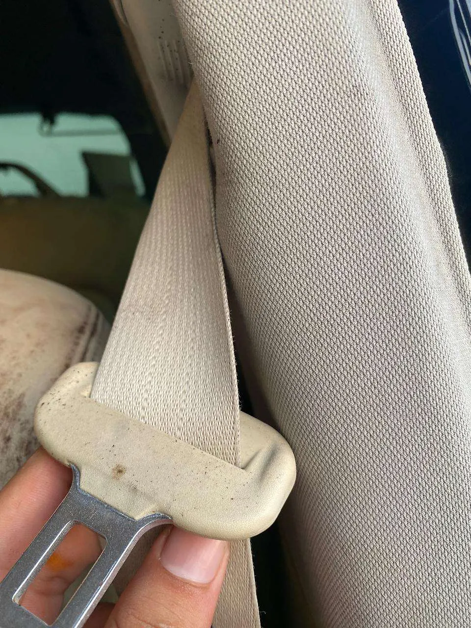 seat belt (LHF) - 2011 Nissan Patrol
