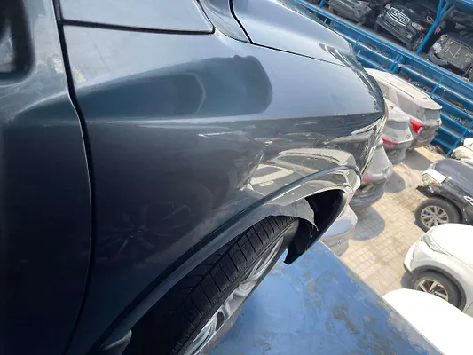 Fender (LHF) - 2010 Nissan Armada