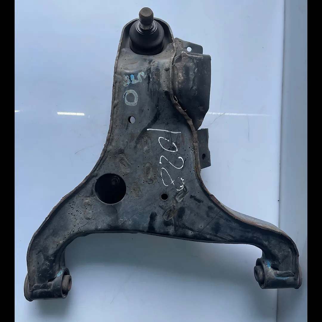 Upper arm (LH) - 2013 Infiniti QX56