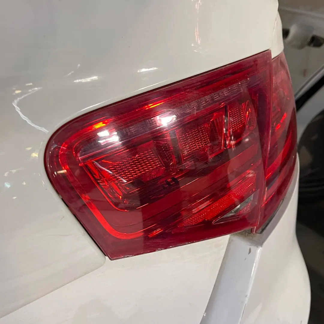 Trunk Light (RH) - 2013 Audi A8
