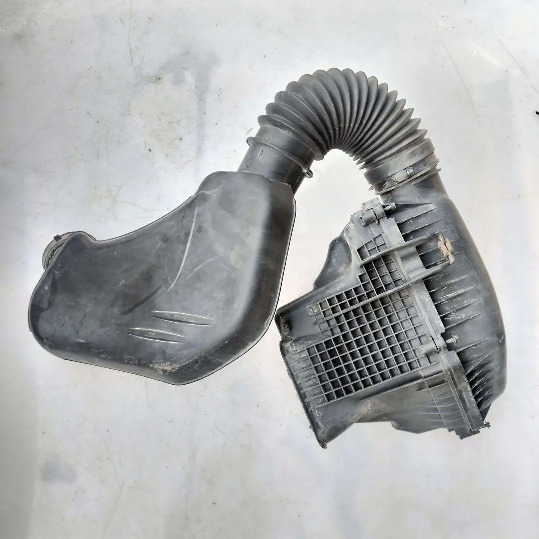 Air cleaner box - 2016 Dodge Charger