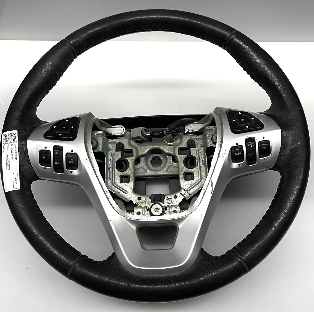 Steering wheel - 2011 Ford Explorer