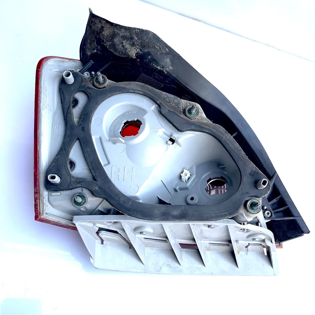 Tail Light (RH) - 2016 Chevrolet Impala