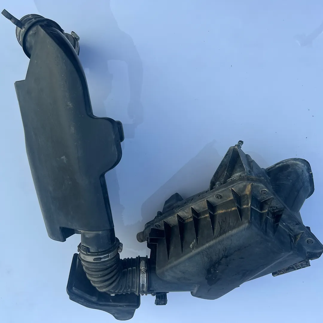 Air cleaner box - 2017 Chevrolet Impala