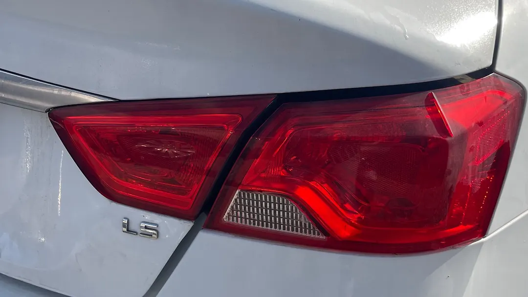 Tail Light (RH) - 2015 Chevrolet Impala