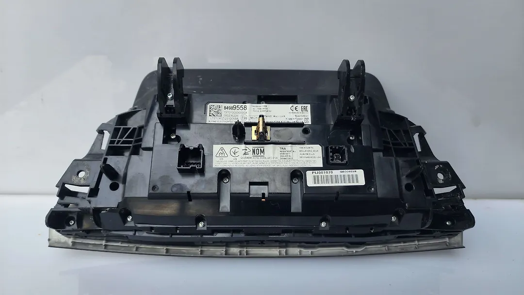 Info-gps-tv screen - 2021 Cadillac CT4 Premium Luxury