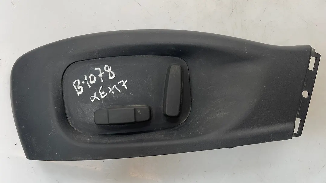 Front Seat Switch Control - 2017 Jaguar XE