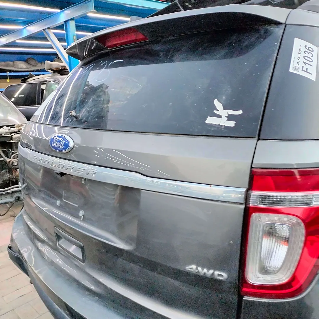 Tailgate - 2011 Ford Explorer