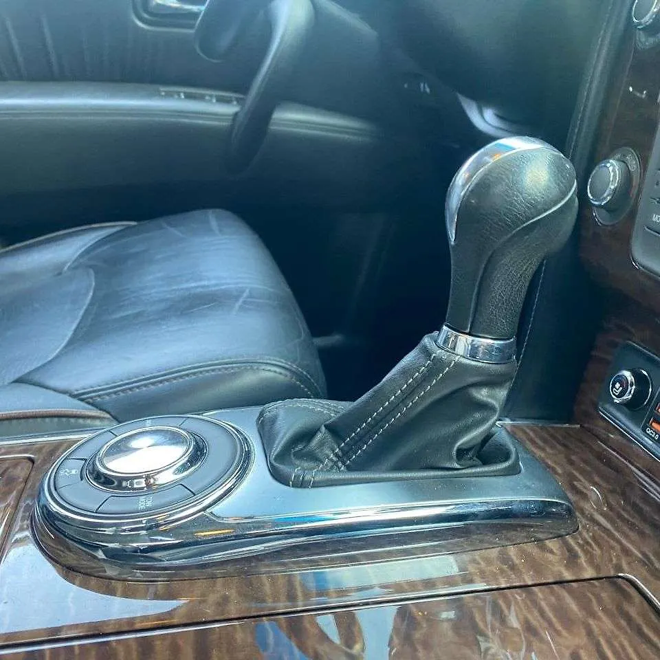 Gear Shift Knob(Automatic) - 2017 Nissan Armada 5.6