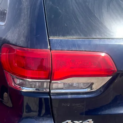 Tail Light (LH) - 2014 Jeep Grand Cherokee Limited
