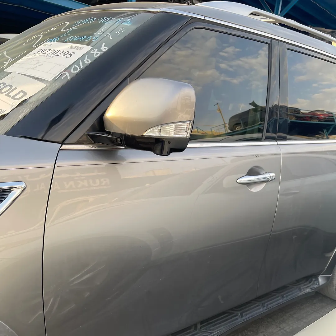 Door (RHF) - 2011 Infiniti QX56 5.6i