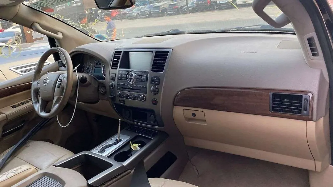 Dashboard  - 2013 Nissan Armada