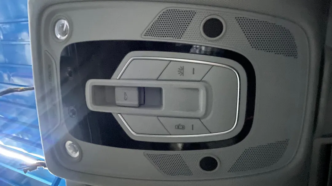 Overhead Console - 2016 Audi A4