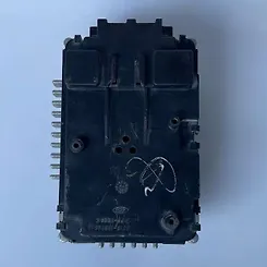 Body Control Module/BCM - 2004 Lincoln Town Car