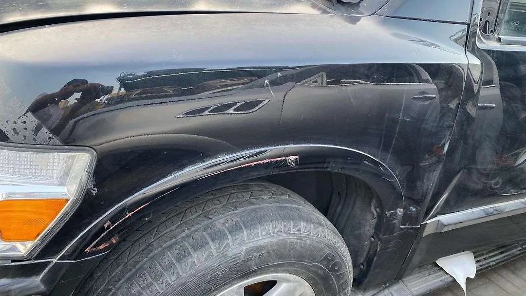 Fender (LHF) - 2010 Infiniti QX56 5.6i