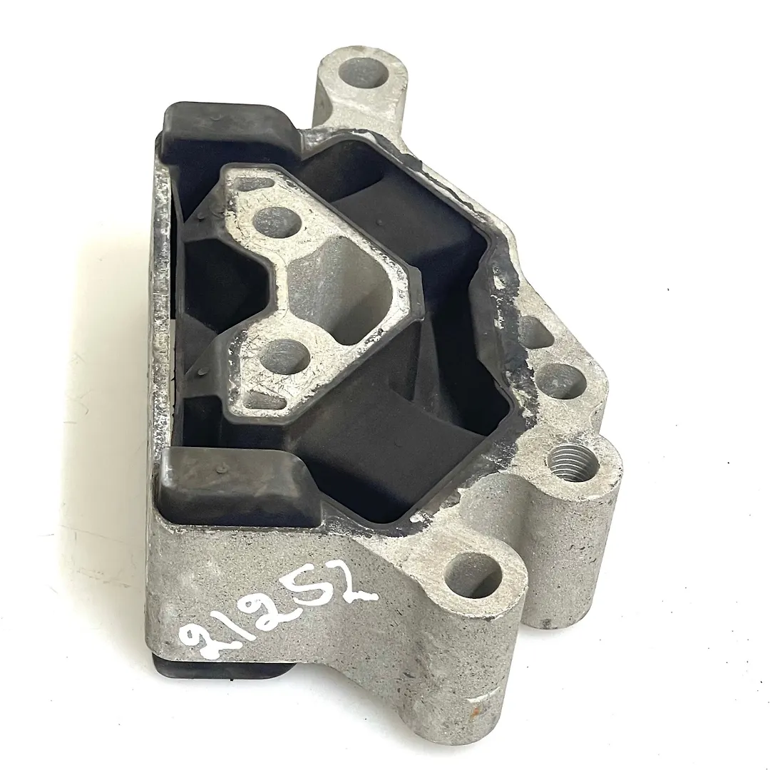 Mount bracket - 2020 Lincoln Aviator Standard