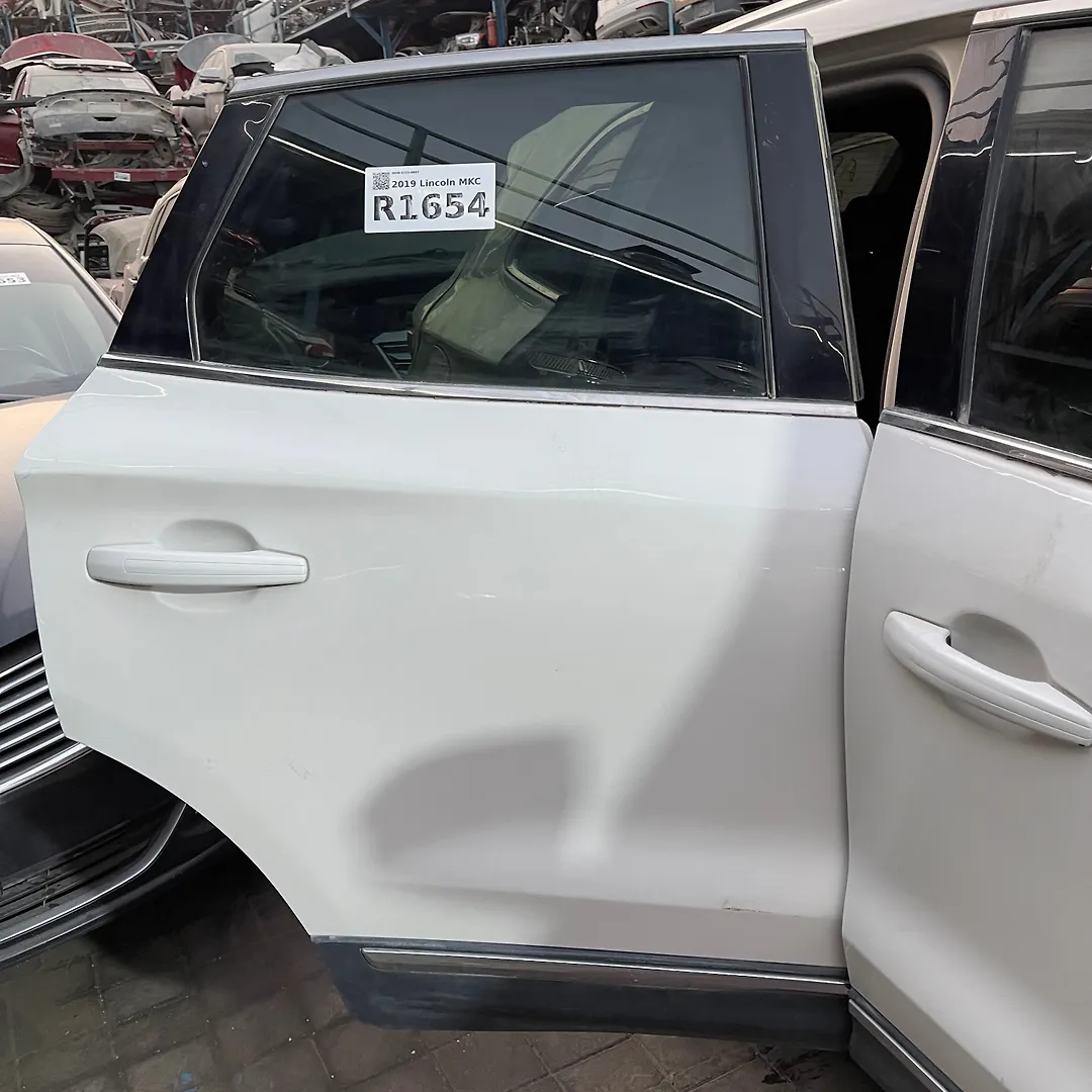 Door (RHB) - 2019 Lincoln MKC