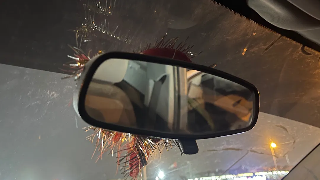 Rear view mirror - 2018 Chevrolet Equinox