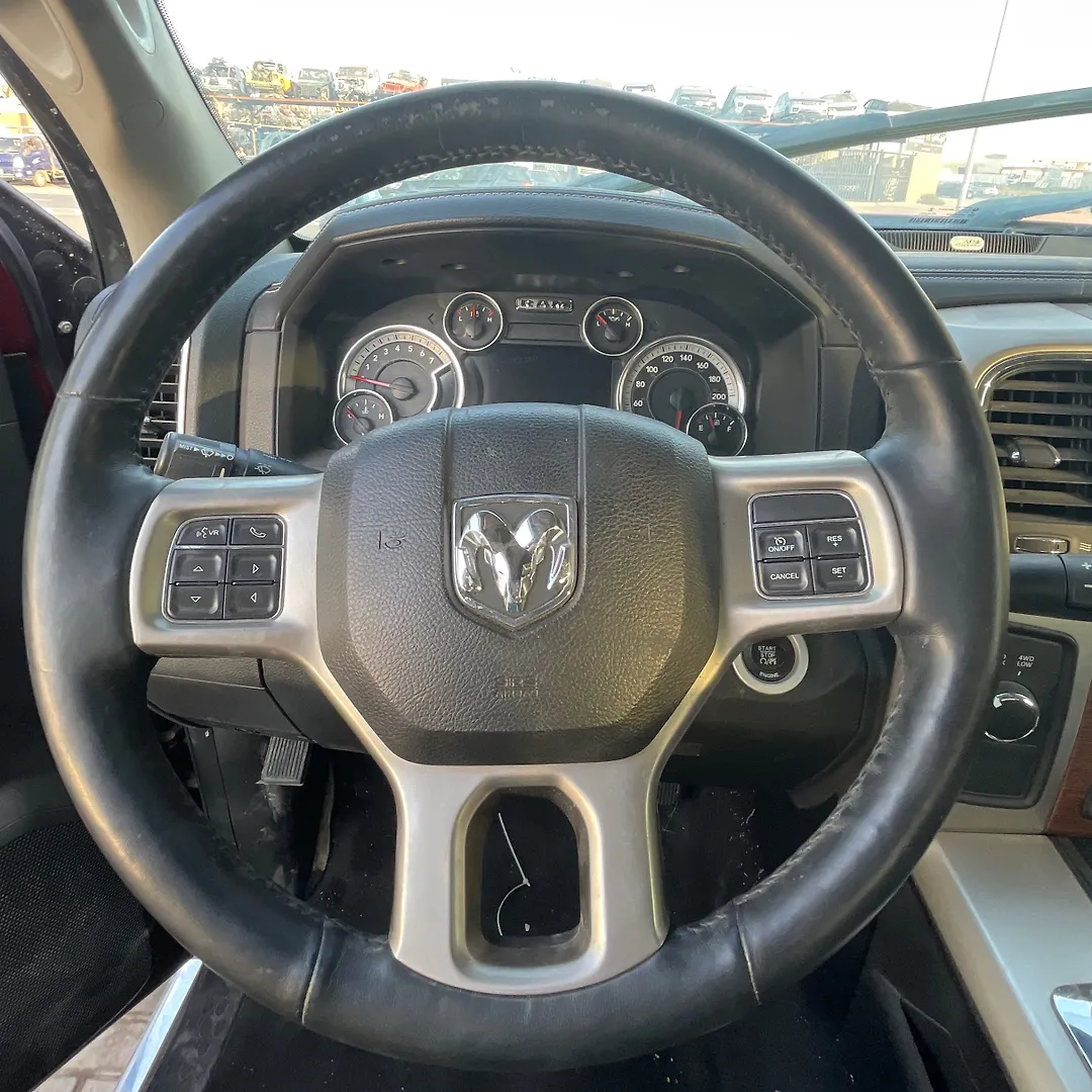 Steering Wheel - 2015 RAM 2500 Laramie
