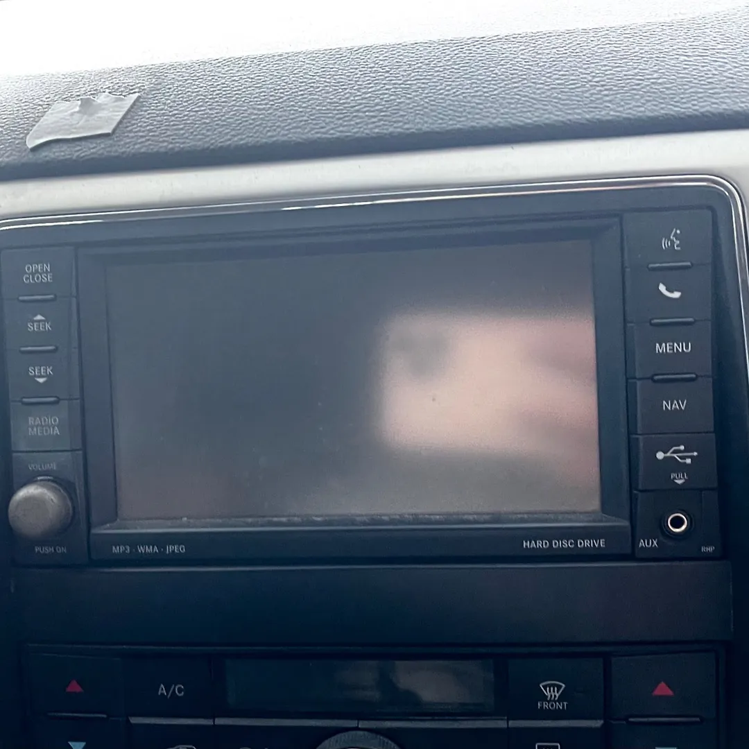 Info-gps-tv screen - 2013 Jeep GRAND CHEROOKE