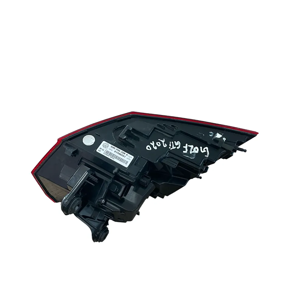 Tail Light (RH) - 2020 Volkswagen Golf