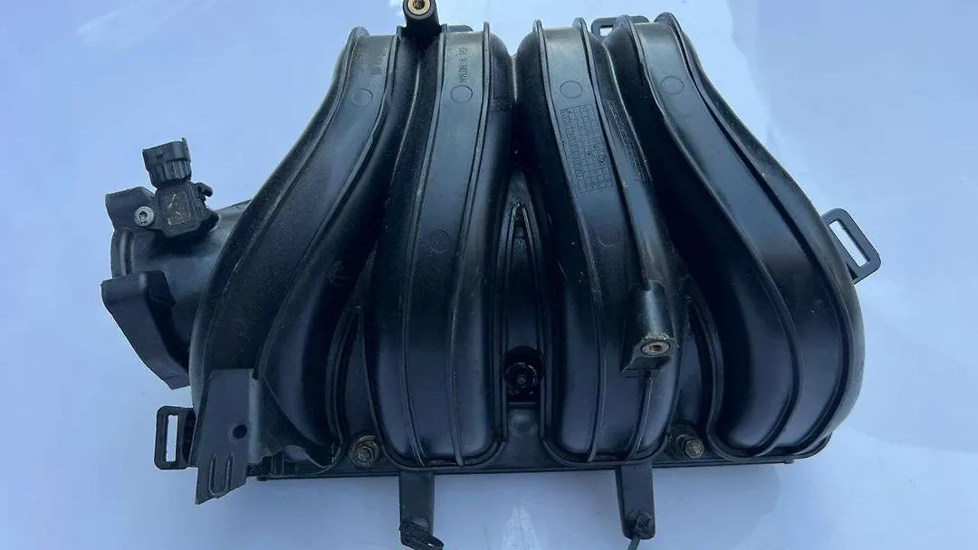 Intake manifold - 2014 Cadillac CTS