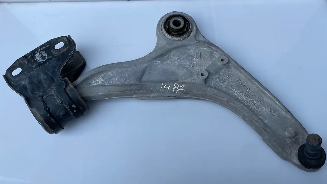 Lower Arm(RHF) - 2016 Lincoln MKX Select