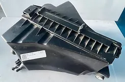 Air cleaner box(LH) - 2013 Jaguar XJ