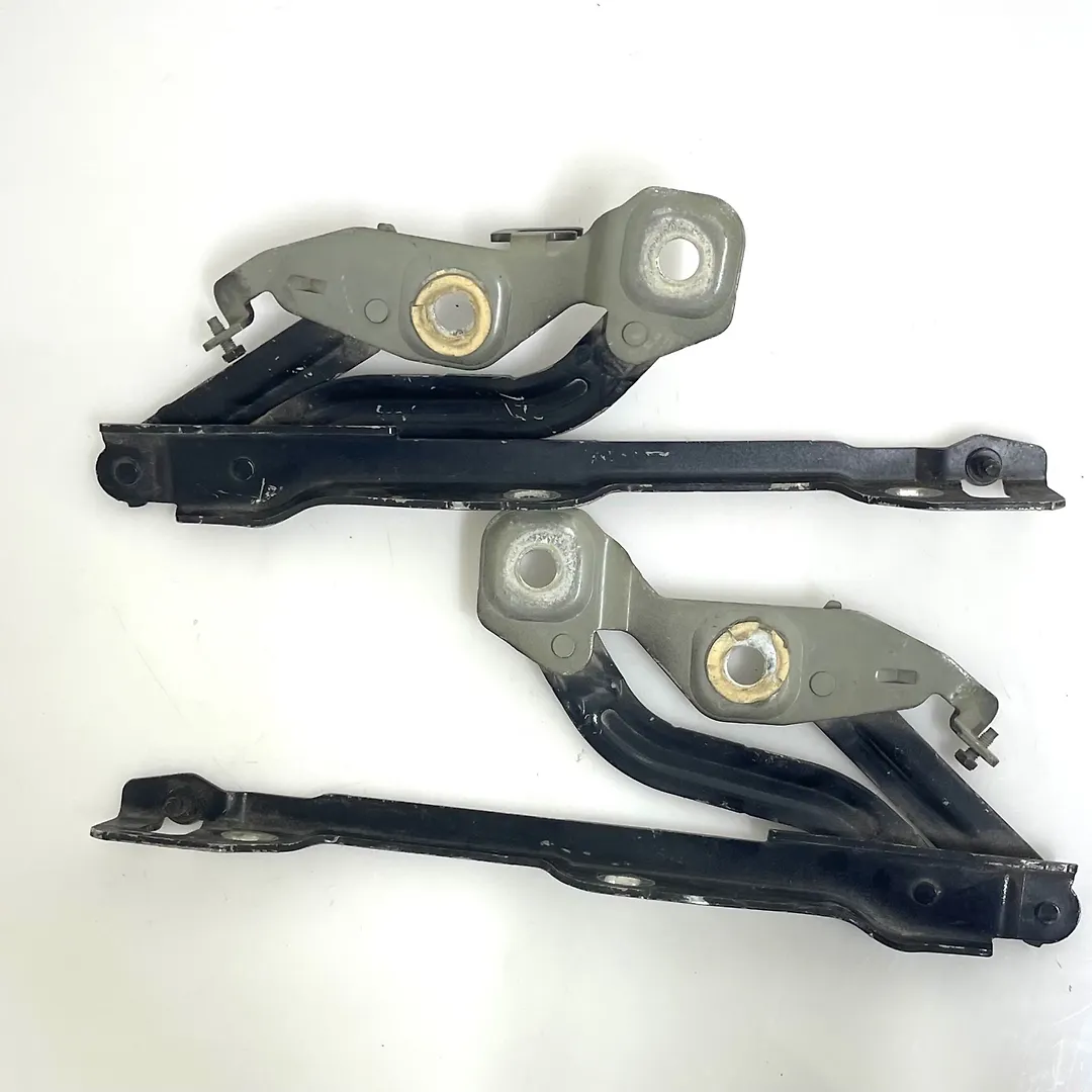 Hood hinge - 2020 Lincoln Aviator Reserve