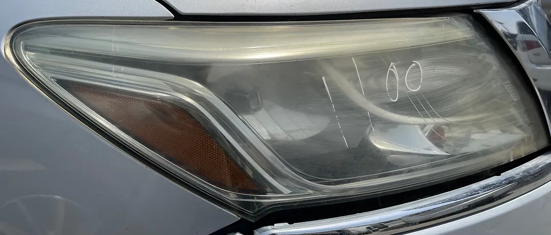Headlight (RH) - 2014 Nissan Pathfinder SE 3.5i