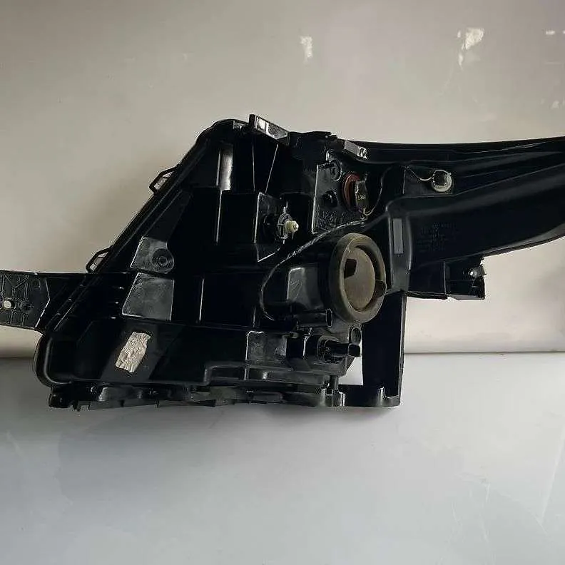 Headlight (RH) - 2012 Ford Explorer Base