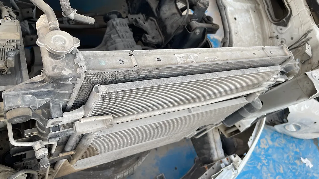 Radiator - 2013 Infiniti QX56