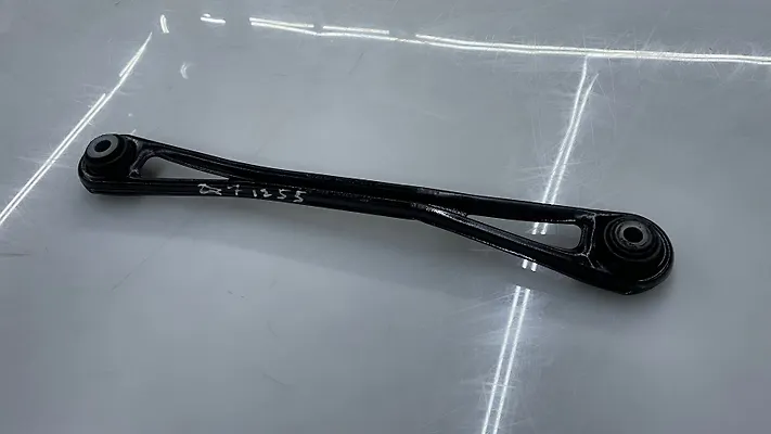 Lower Arm(RHF) - 2013 Audi Q7