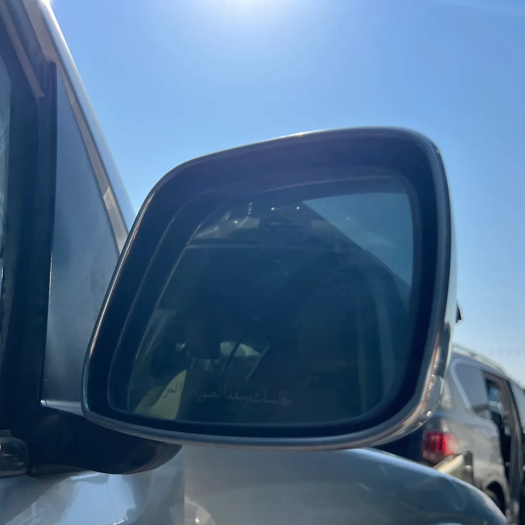Side Mirror (RH) - 2011 Nissan Pathfinder 4.0