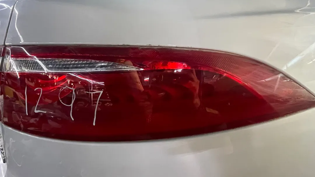 Tail Light (RH) - 2016 Jaguar XF