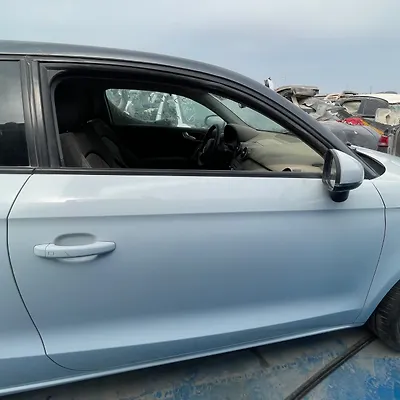 Door (RHF) - 2012 Audi A1