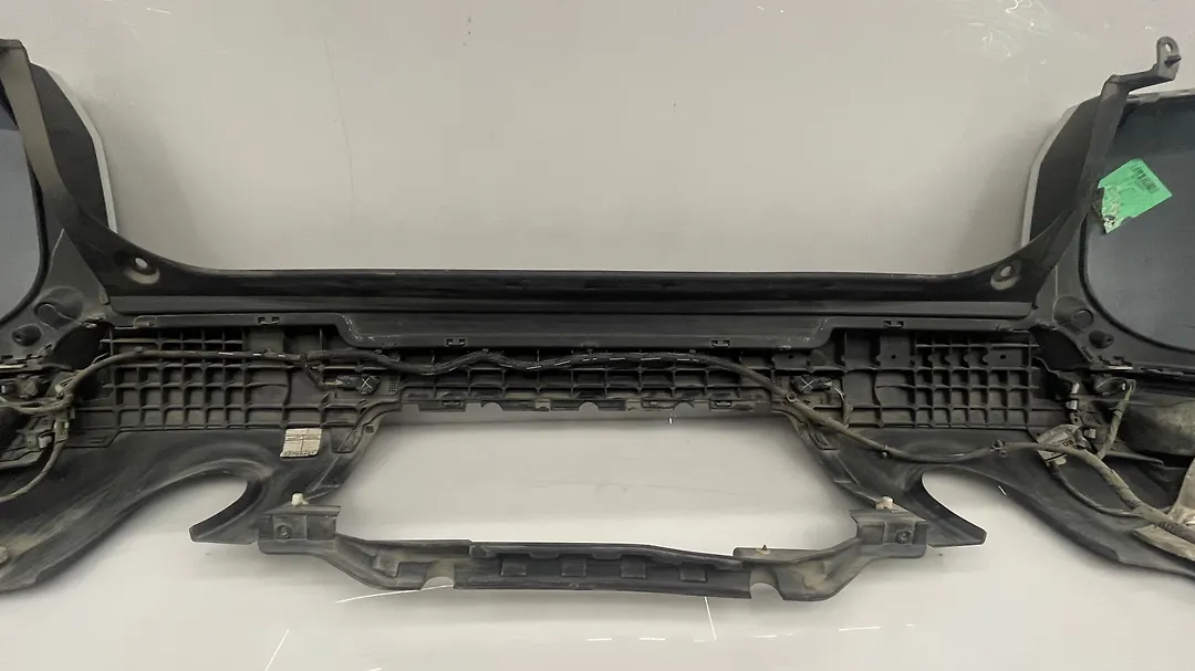 Rear Bumper - 2016 Land Rover RANGE ROVER SPORT