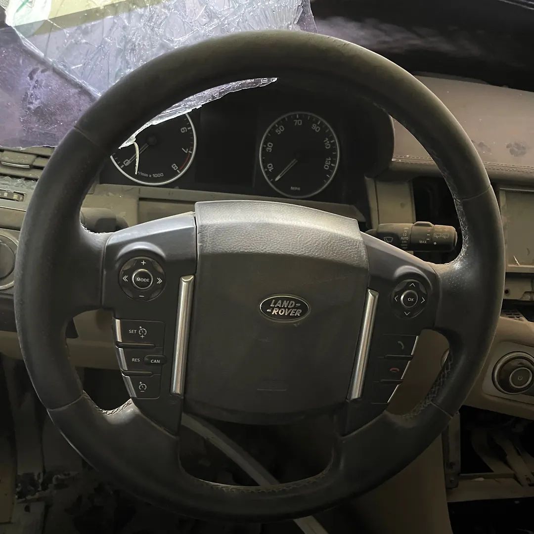 Steering wheel - 2011 Land Rover RANGE ROVER SPORT