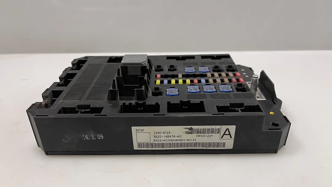 Security System (Complete) - 2010 Jaguar XF