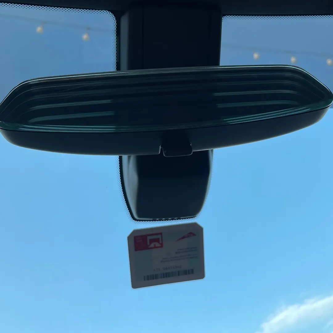 Mirror (Inner rear view) - 2017 Cadillac XT5