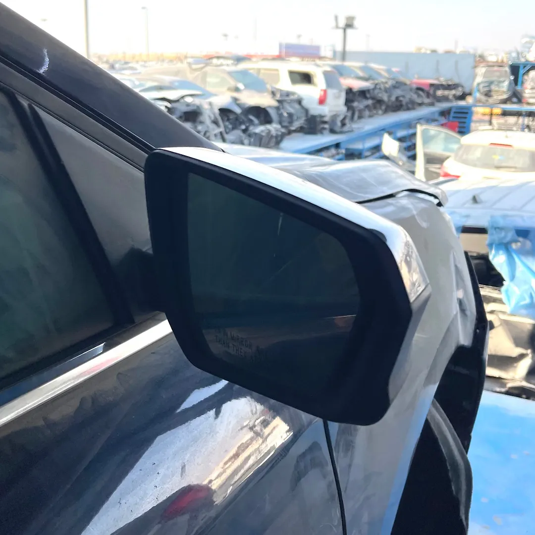 Side Mirror (RH) - 2020 Chevrolet Equinox