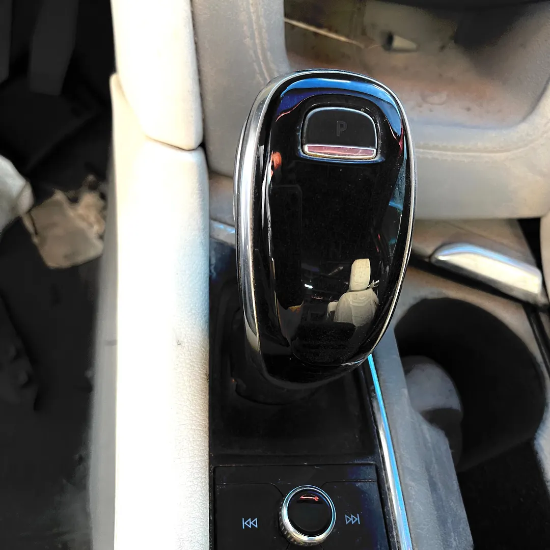 Gear Shift Knob(Automatic) - 2020 Cadillac XT6
