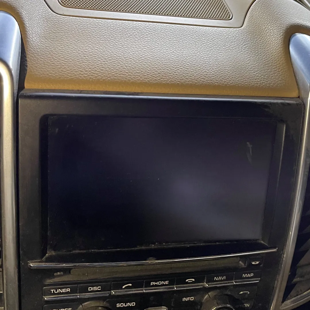 Info-gps-tv screen - 2011 Porsche Cayenne S