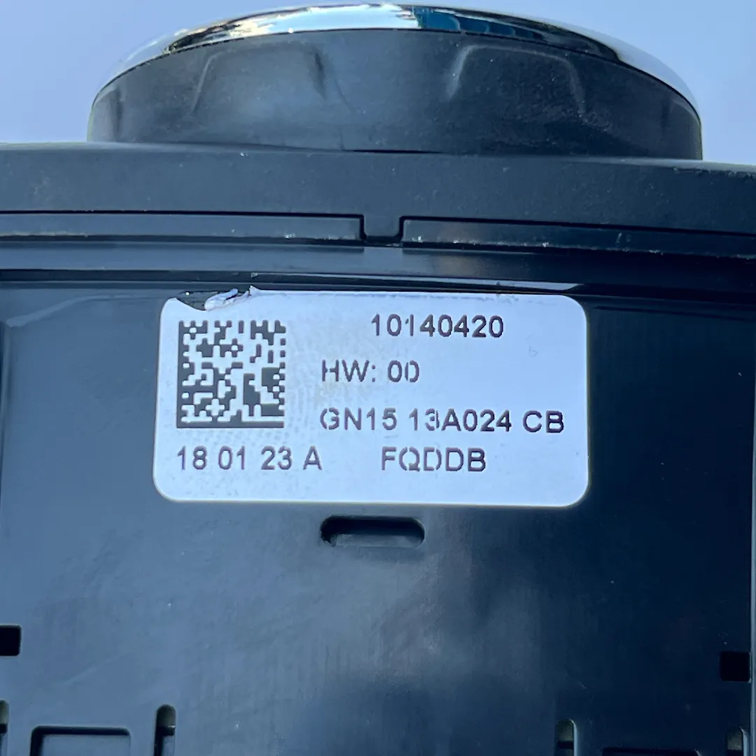 Automatic headlamp dimmer - 2018 Ford EcoSport