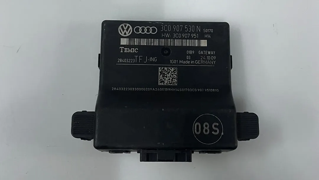 Gateway computer - 2010 Volkswagen Passat